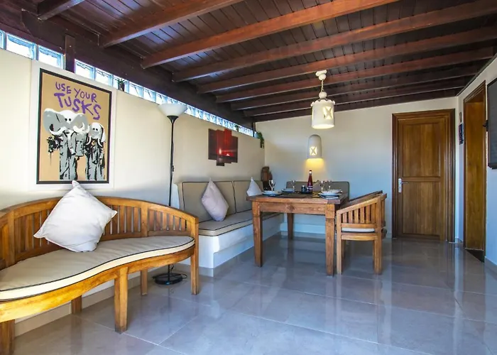 Villa Marvelous 2 Bedrooms Kagura Spacious