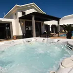 Vila Marvelous 2 Bedrooms Kagura Spacious *