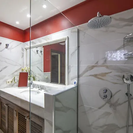 Marvelous 2 Bedrooms Kagura Spacious فيلة