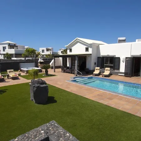 Marvelous 2 Bedrooms Kagura Spacious *